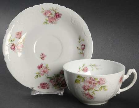 AUS315 Flat Cup & Saucer Set