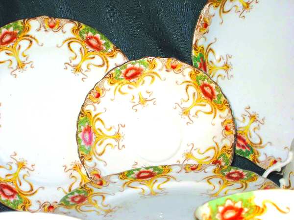 Ayn124 Saucer