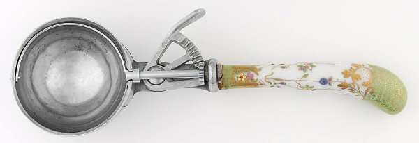 Floraine (Green) Ceramic Handled Ice Cream Scoop