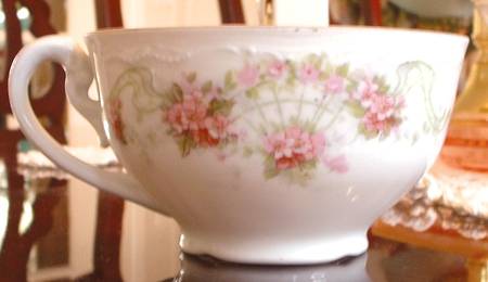 AUA329 Flat Cup