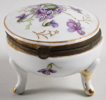 1027 Round Hinged Box