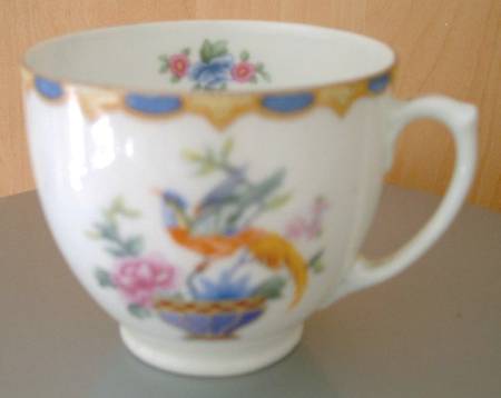 ALT419 Footed Cup