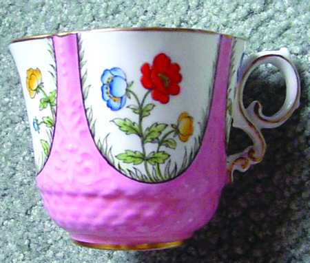 B223 Flat Cup