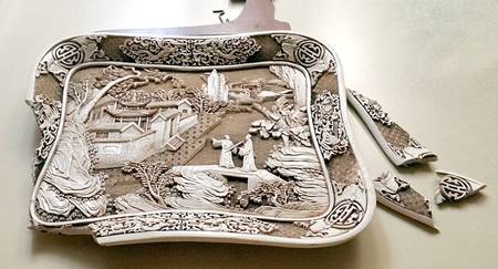Ivory Dynasty 11" Wall Plate