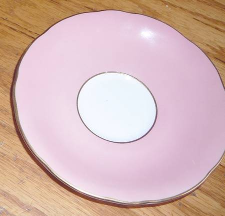 1654 Saucer