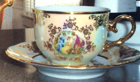 ALT430 Flat Cup & Saucer Set