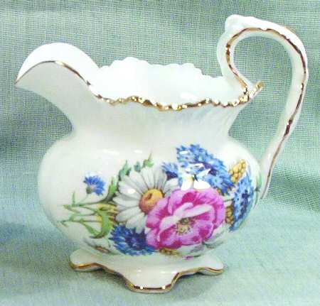 D1247 Creamer
