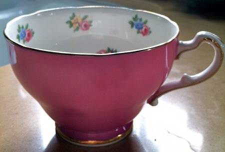 F351 Footed Cup