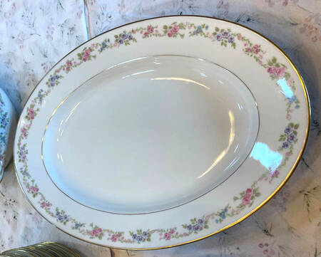 AHR677 15" Oval Serving Platter