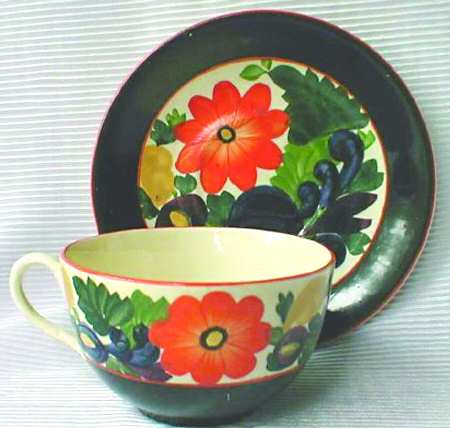 Cretonne Black Flat Cup & Saucer Set
