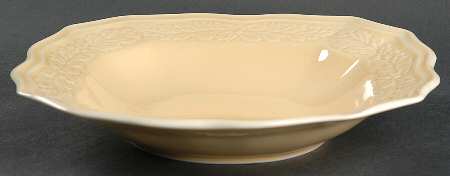 Avignon Butter 9" Soup/Pasta Bowl