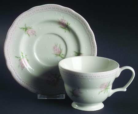 Stephanie Footed Cup & Saucer Set