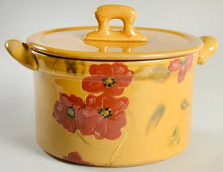 Fleur Rouge 3 Quart Round Covered Casserole