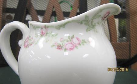 ADH36 Creamer