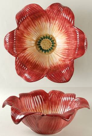 Romance 11" Figural Serving Bowl
