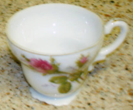 7599 Footed Cup