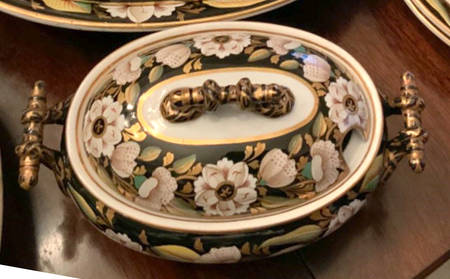 4540 Sauce Boat & Lid