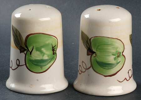 Orchard Harmony Salt & Pepper Set