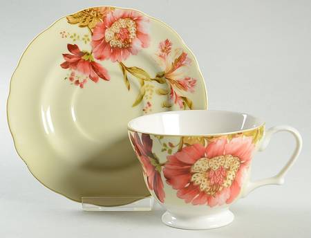 Summer Botanical Lutece Fleur Rouge Footed Cup & Saucer Set