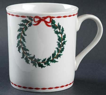Holly Wreath Mug