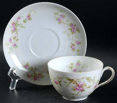ALT497 Flat Cup & Saucer Set