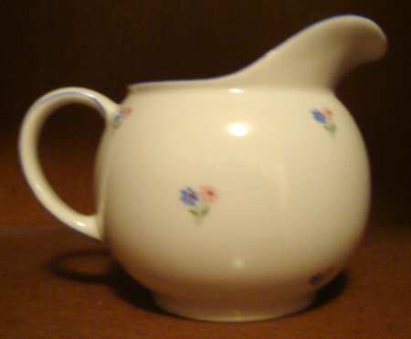 ARZ188 Creamer