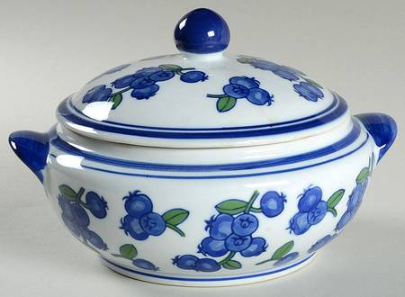 Blueberry Round Covered Vegetable