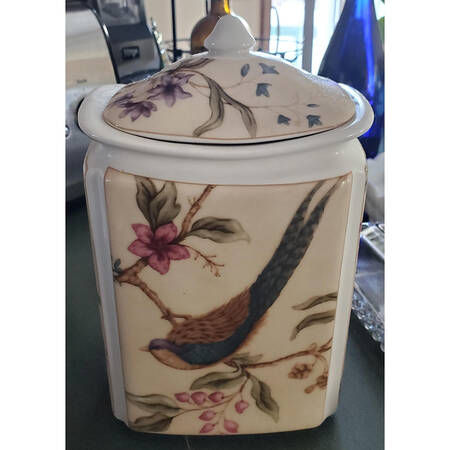 Marietta Medium Canister & Lid