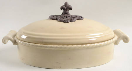 Tuscan Countryside Cream 3 Quart Oval Covered Casserole