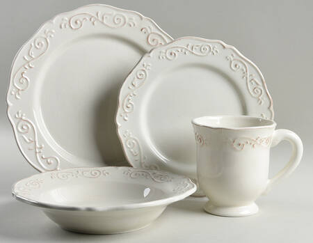 Baroque Beige 4 Piece Place Setting