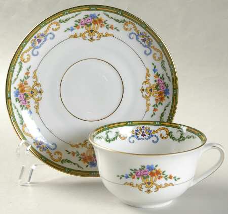 Dorval Flat Cup & Saucer Set