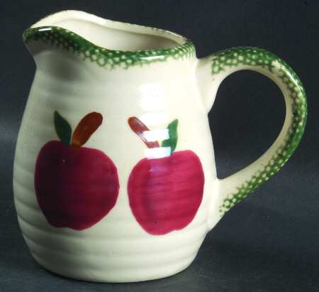 Apple Garden Creamer