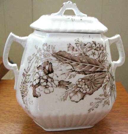 Victoria Brown Sugar Bowl & Lid