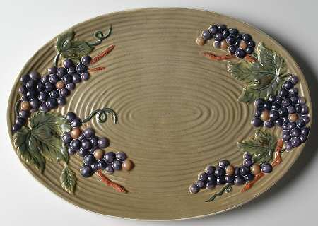 Grapevine Khaki 16" Oval Serving Platter