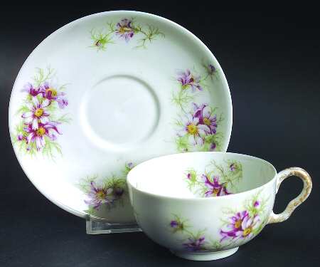 AHR754 Flat Cup & Saucer Set