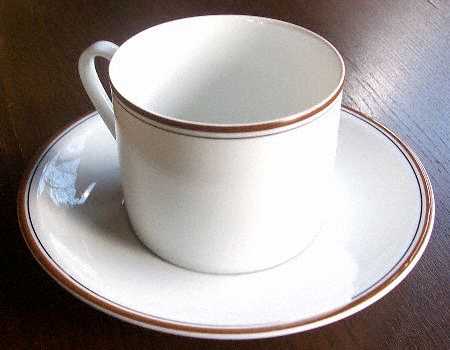 ARZ194 Flat Cup & Saucer Set