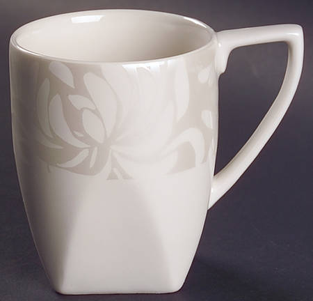Chrysanthemum Mug