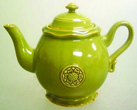 Medallion Avocado Teapot & Lid