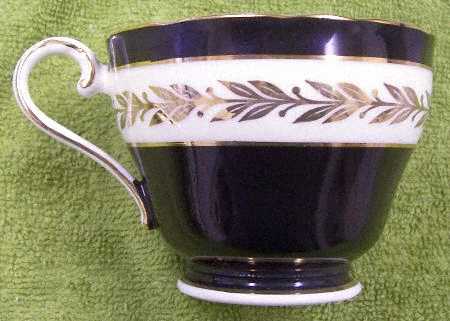 B5342 Footed Cup