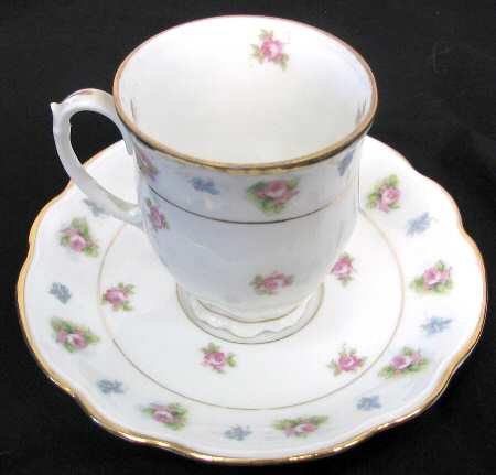 ALT541 Footed Cup & Saucer Set