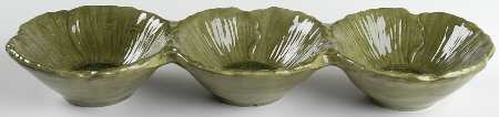Fleur Rustique Figural (Green) 3 Section Server