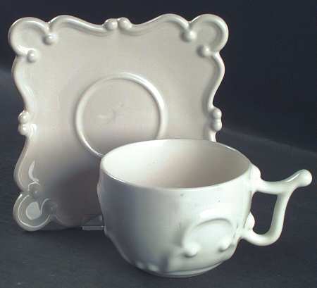 Carcossonne Ivorie (Ivory) Flat Cup & Saucer Set