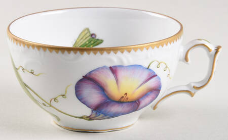 Treasure Garden Flat Cup
