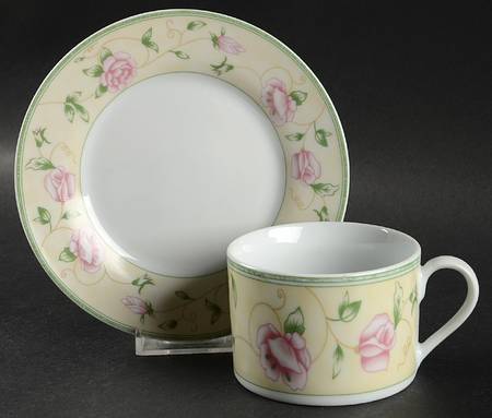 ADE6 Flat Cup & Saucer Set