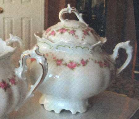 733 Sugar Bowl & Lid