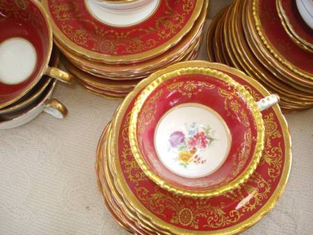 B3838 Footed Cup & Saucer Set