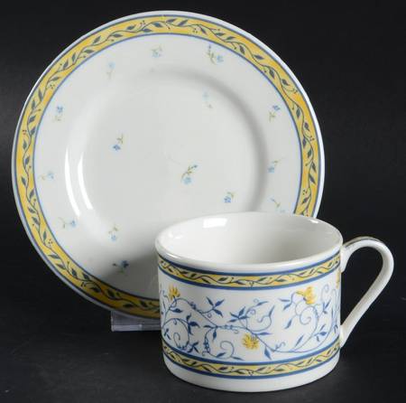 Mareille Flat Cup & Saucer Set