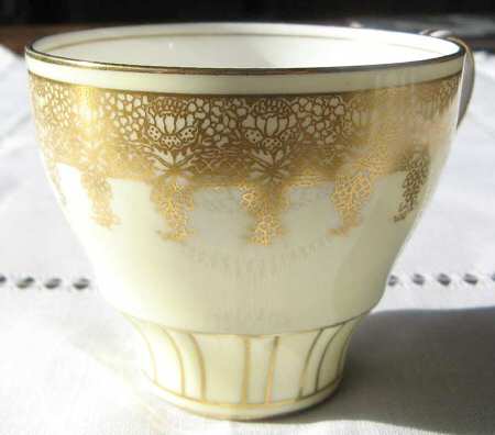 B4832-5 Flat Cup