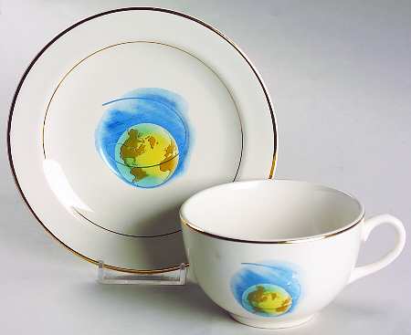 AAU2 Flat Cup & Saucer Set