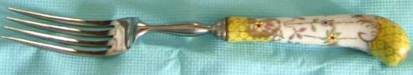 Floraine (Yellow) Dinner Fork (7 3/8" or Smaller)